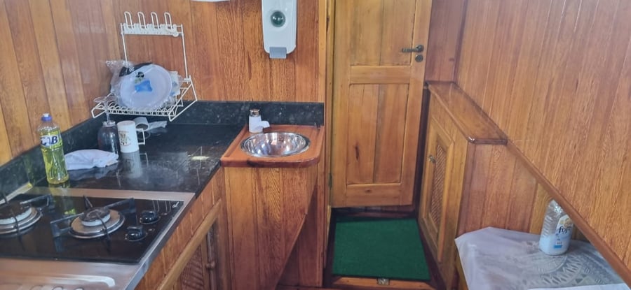 Aluguel de Escunas / Barcos para Passeio 