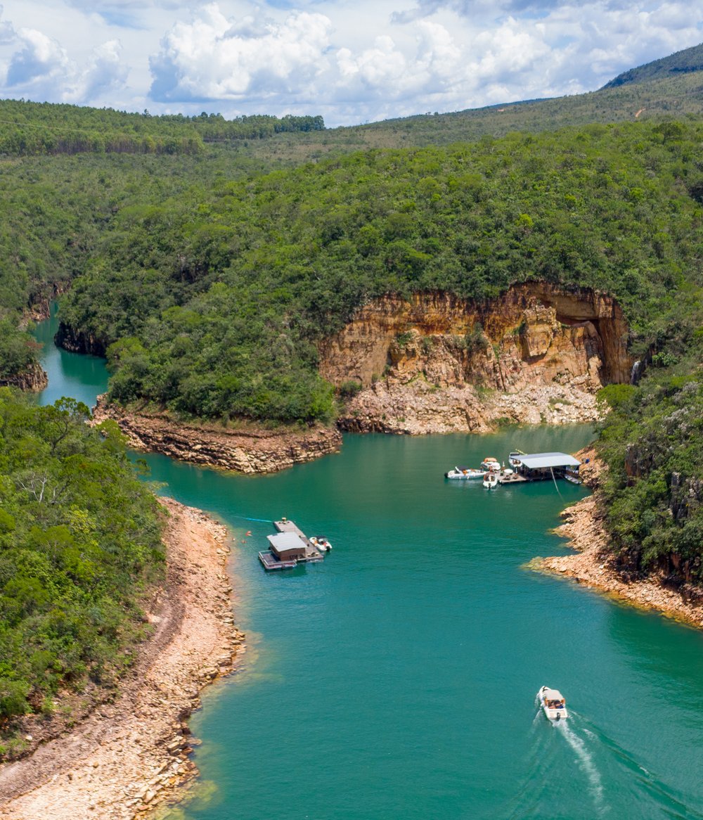 Passeio de Lancha de Escarpas - 7 horas de duração 