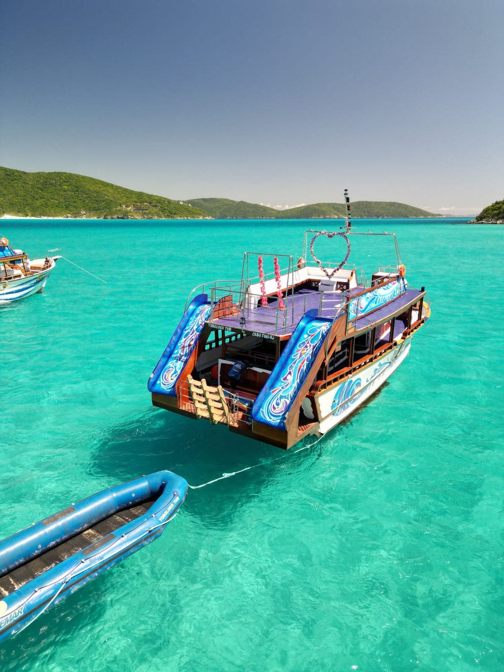 EMBARCAÇÃO TOBOLOKO 2 ANDARES