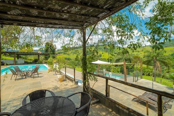Piscina exclusiva para hóspedes