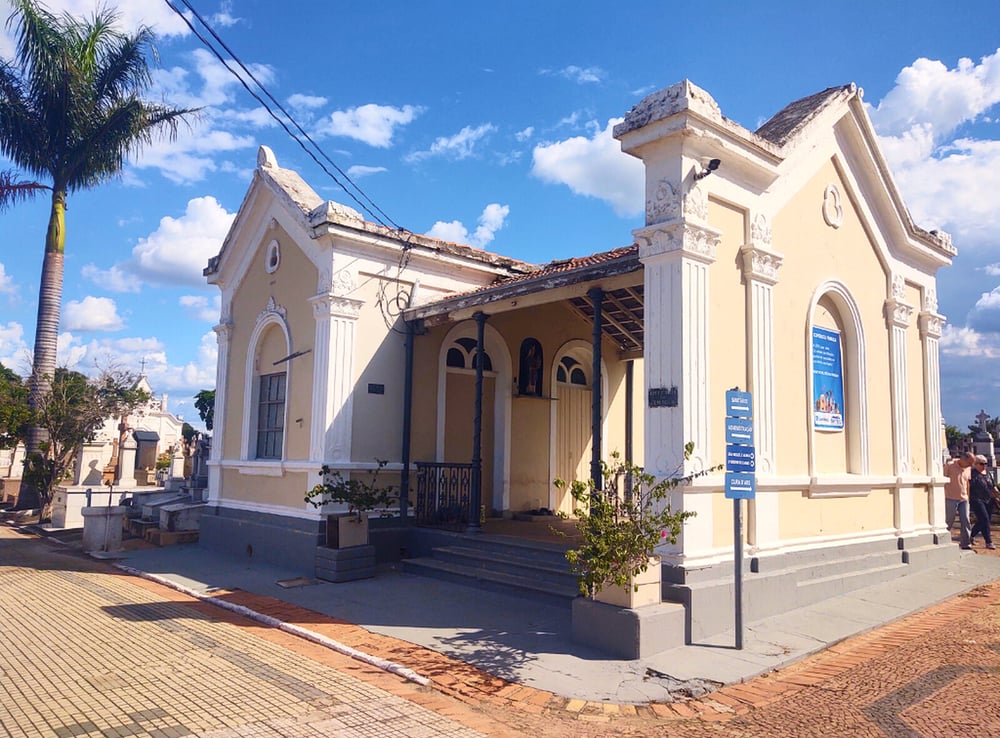 Passeio Guiado no cemitério da Saudade