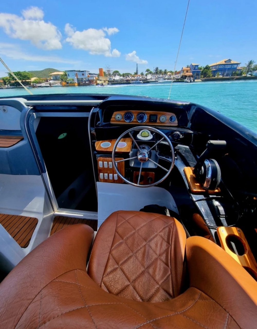 Passeio de Lancha em Arraial do Cabo e Cabo Frio