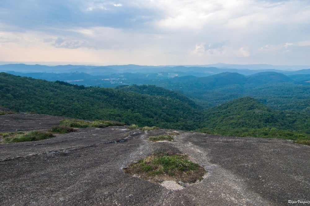 PEDRA REDONDA + TOUR PERSONALIZADO EXCLUSIVO (02 PESSOAS)