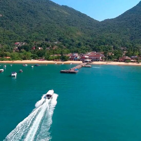 🚤 Flex Boat para até 50 passageiros!  Seguro, confortável e regular.