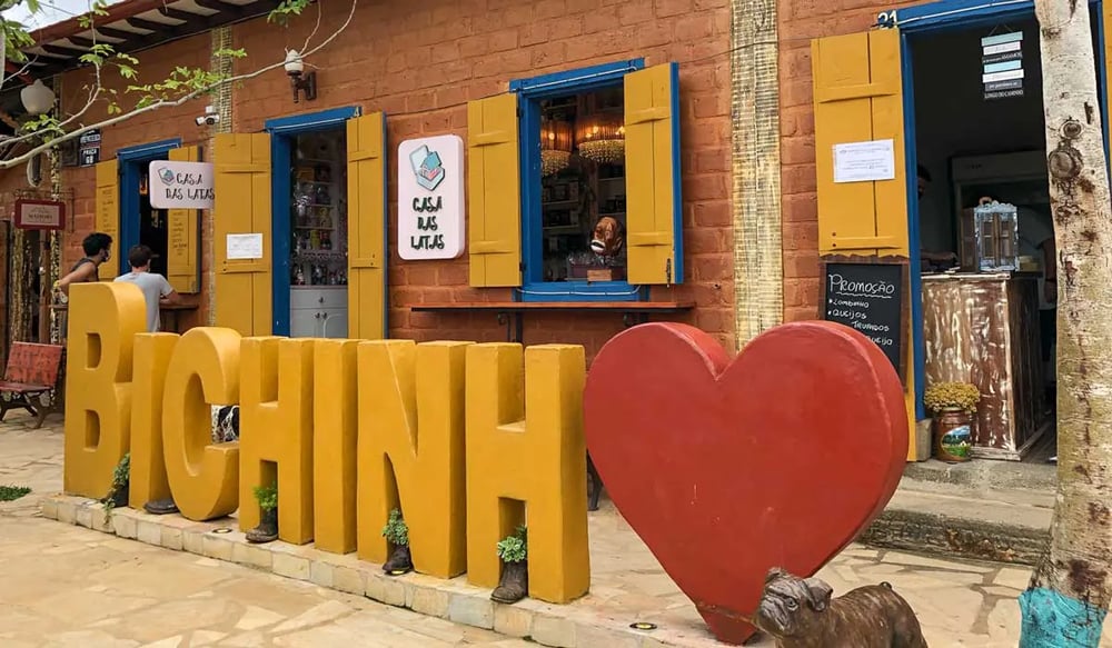 Bichinhos se consolidou como um destino turístico culturalmente rico, onde o artesanato é um símbolo da identidade mineira.