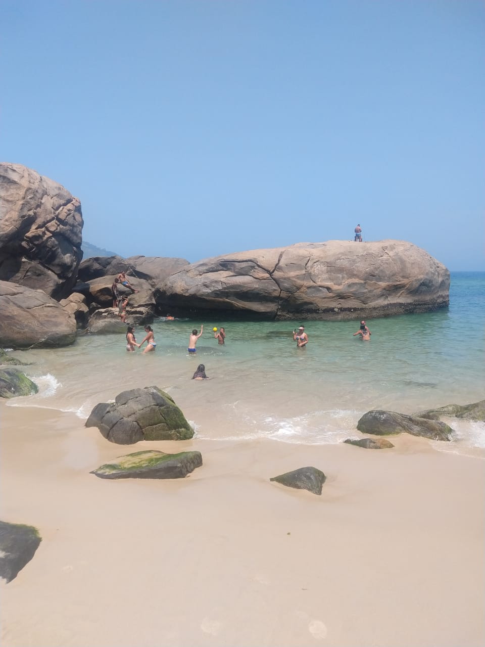 PRAIAS ESCONDIDAS