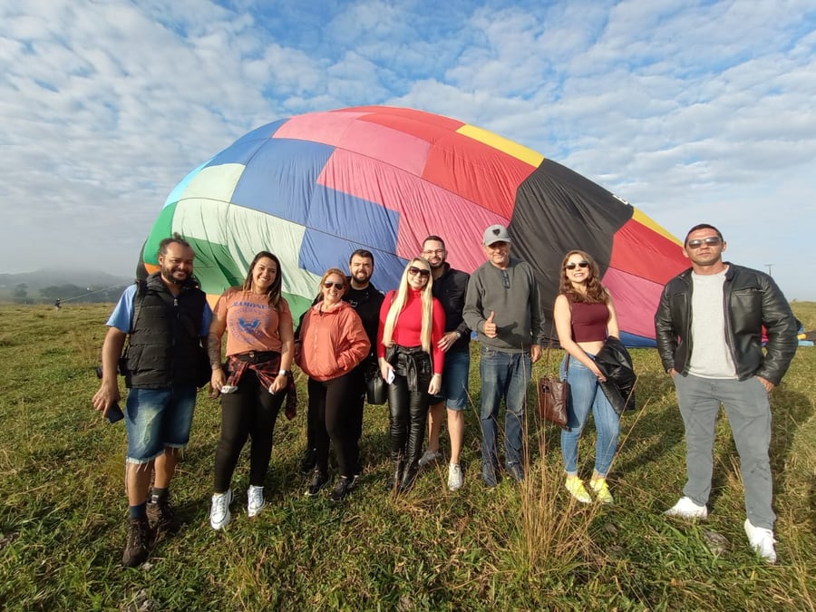 Galera no balão