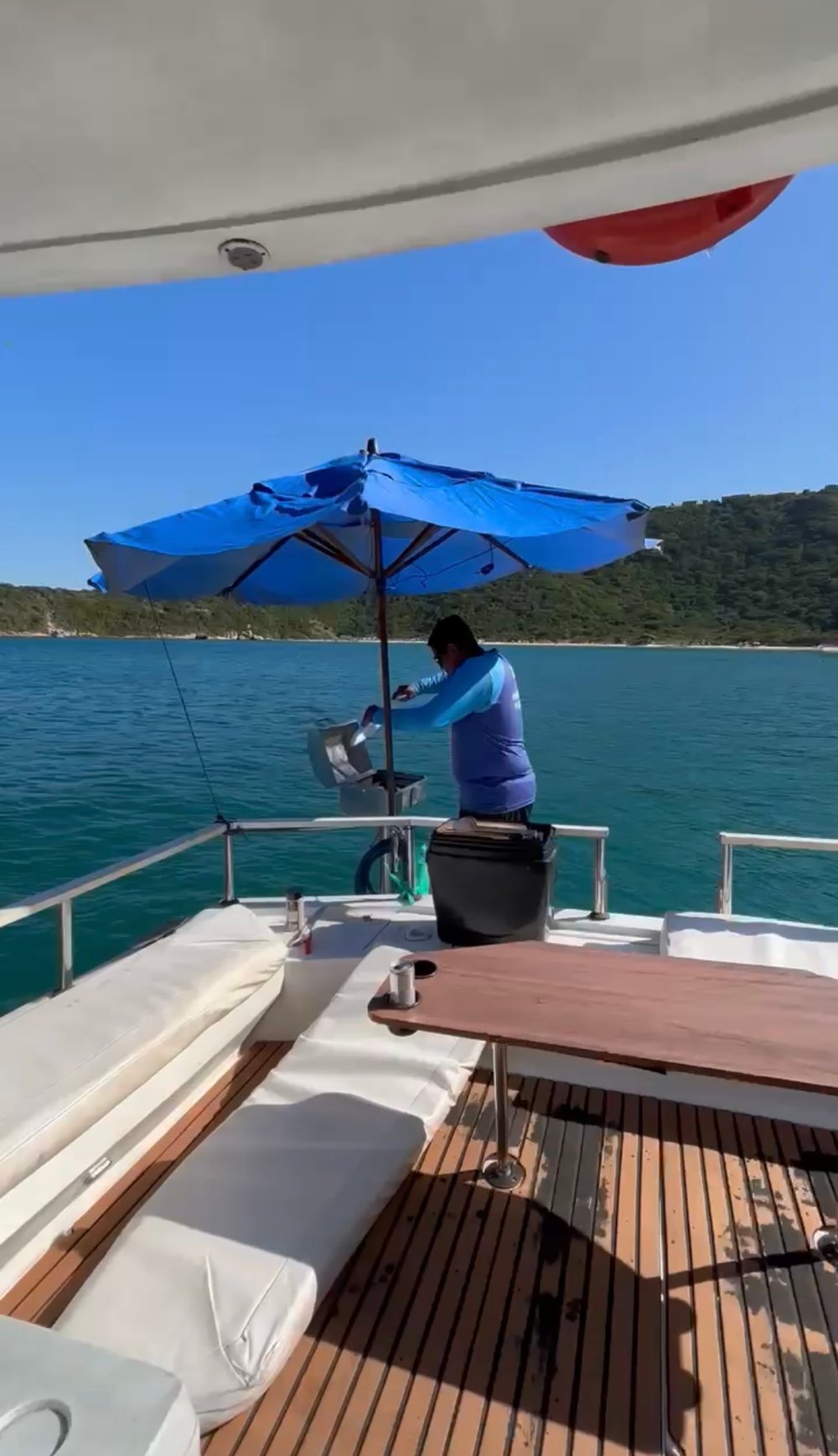 Passeio de Lancha em Arraial do Cabo e Cabo Frio