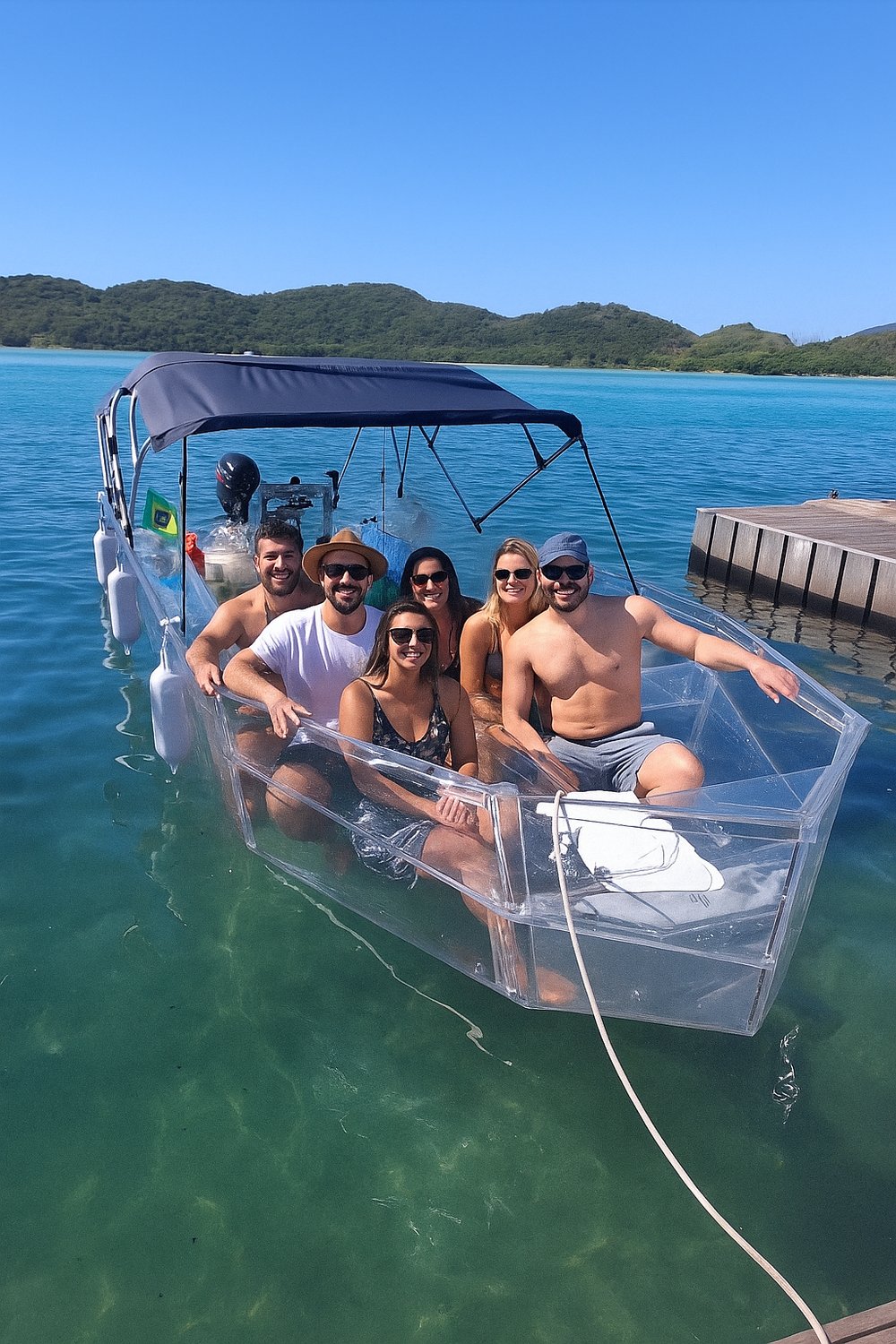Passeio de Lancha Transparente en Cabo Frio