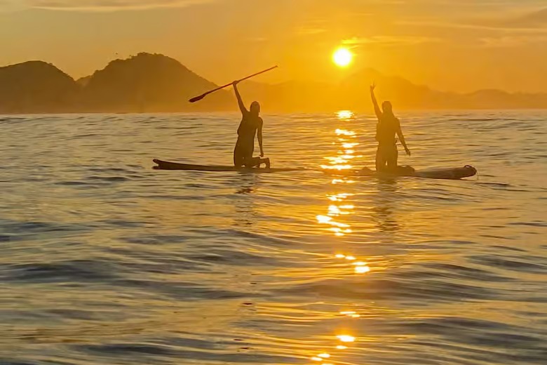 Stand-up paddle no Rio ao nascer do sol - foto 13