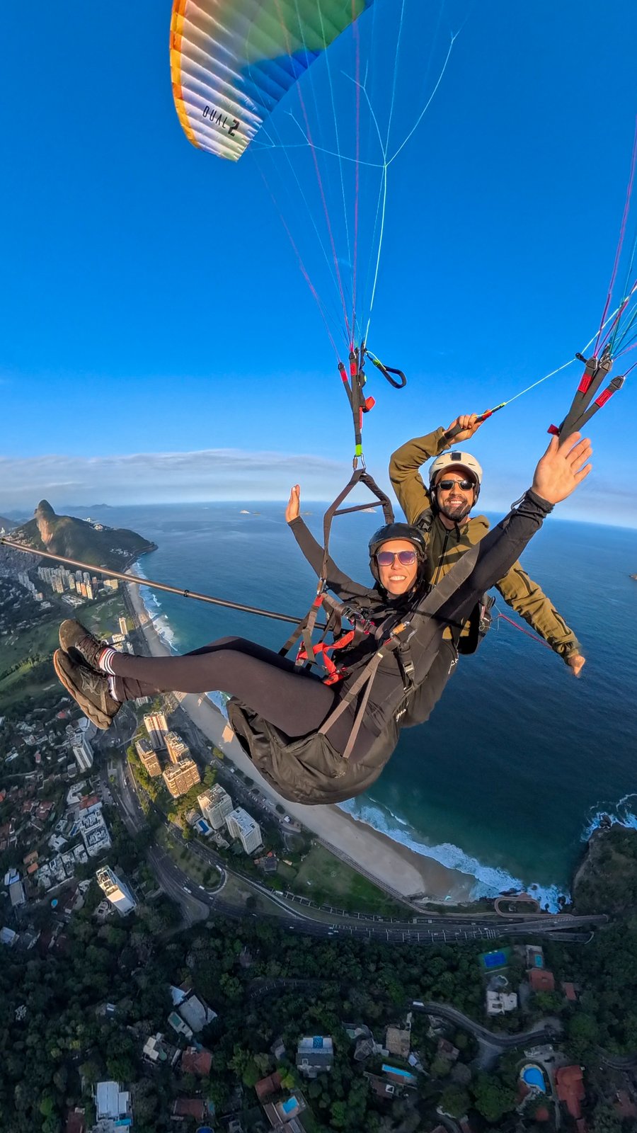 VOU DE PARAPENTE E ASA DELTA SAO CONRADO