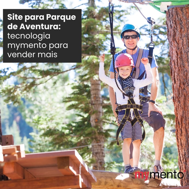 Criança equipada com capacete e cinto de segurança se prepara para descer de rapel com o instrutor em um parque de aventura, representando a combinação de adrenalina, segurança e tecnologia que a MyMento oferece para parques de turismo de experiência.