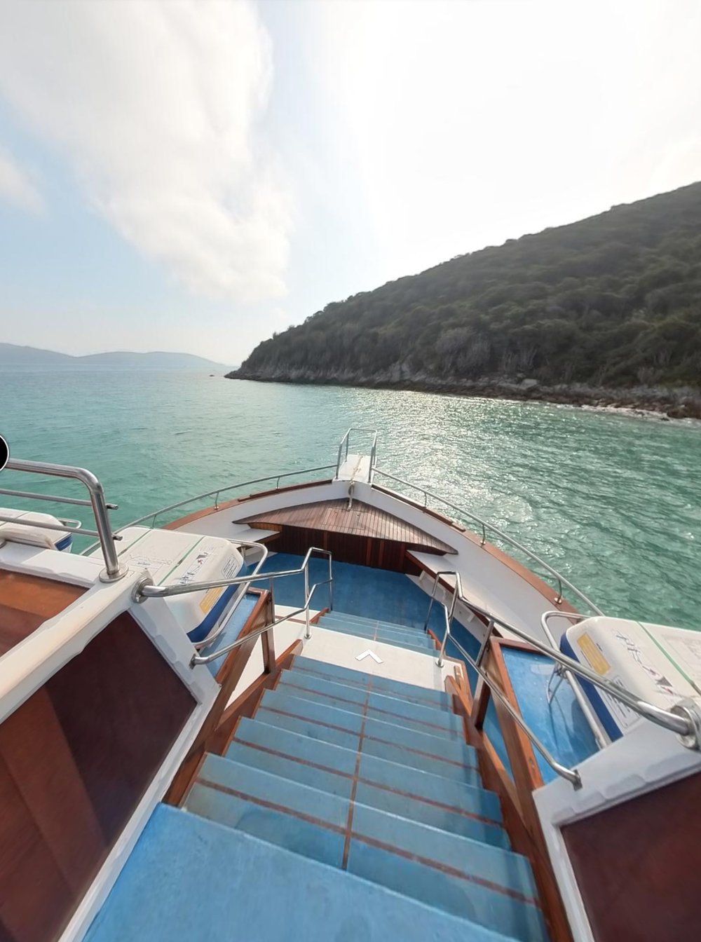 BARCO DISCOVER - Passeio de Barco em Arraial do Cabo