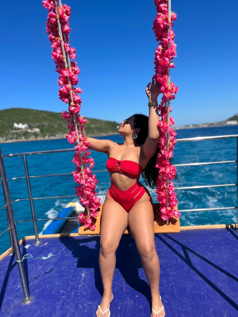 EMBARCAÇÃO TOBOLOKO 2 ANDARES