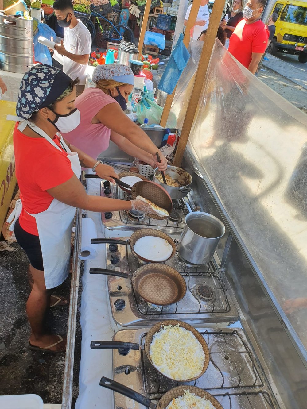 Passeio gastronômico Comida de Rua na feira livre