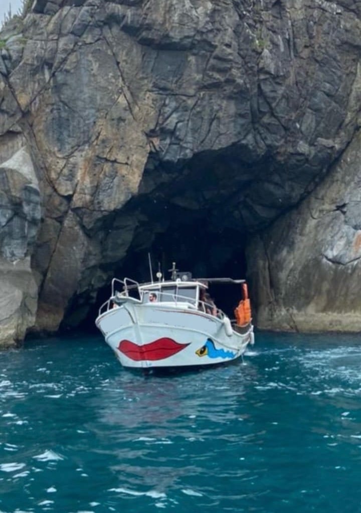 Passeio de Barco Exclusivo em Arraial do Cabo