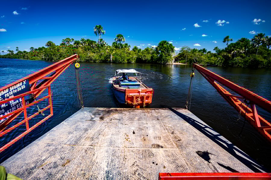 Balsa no Rio Preguiças