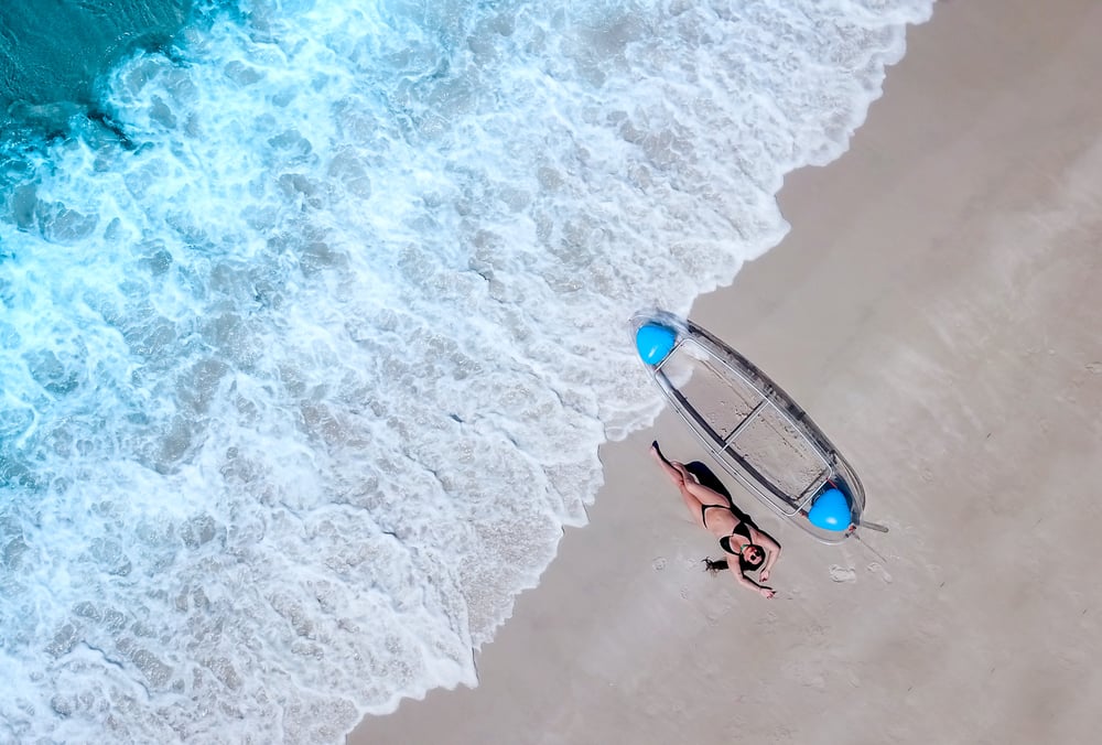 FOTOS DE DRONE NO CAIAQUE TRANSPARENTE