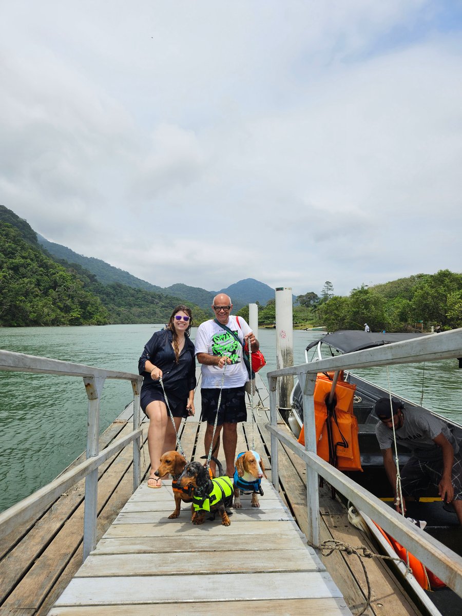 Aventura na praia Peruíbe pet friendly trilha, barco, pousada 