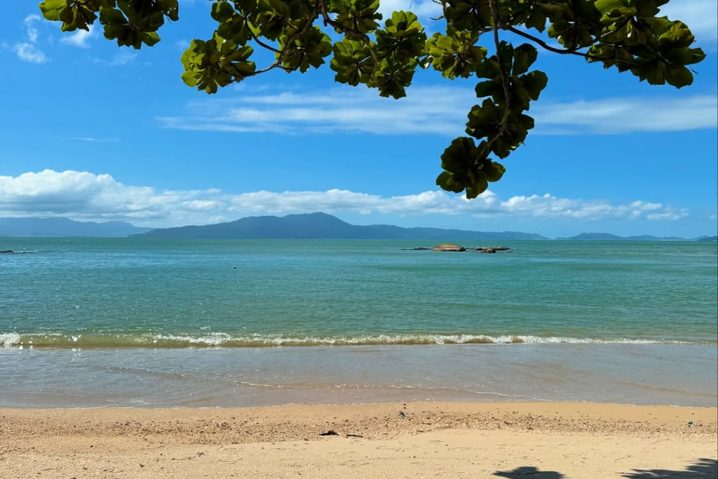 Praia do Marcelo em Governador Celso Ramos