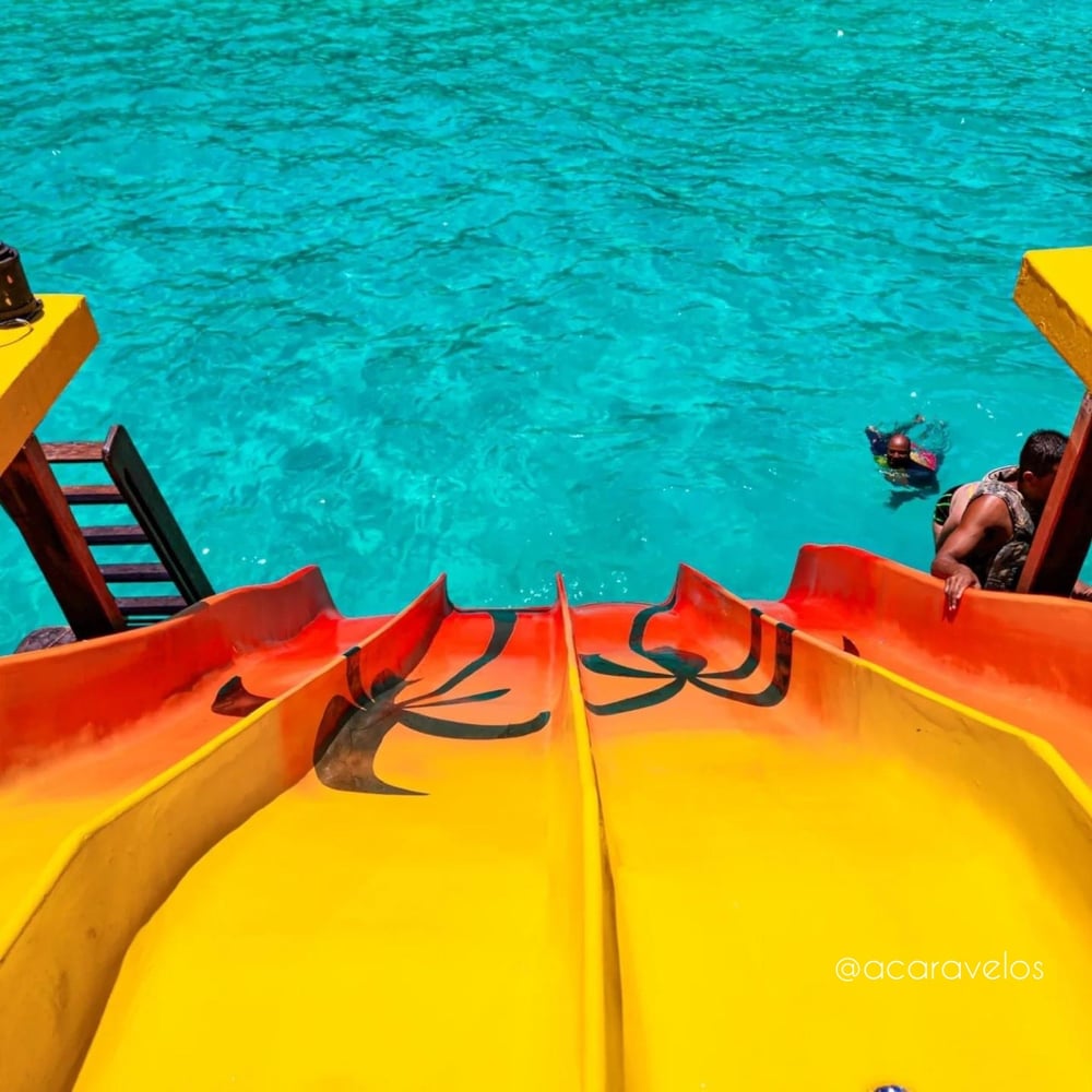 Passeio de Barco Toboágua / Escorrego