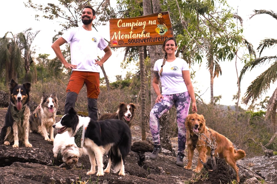 Caminhada de Montanha Pet