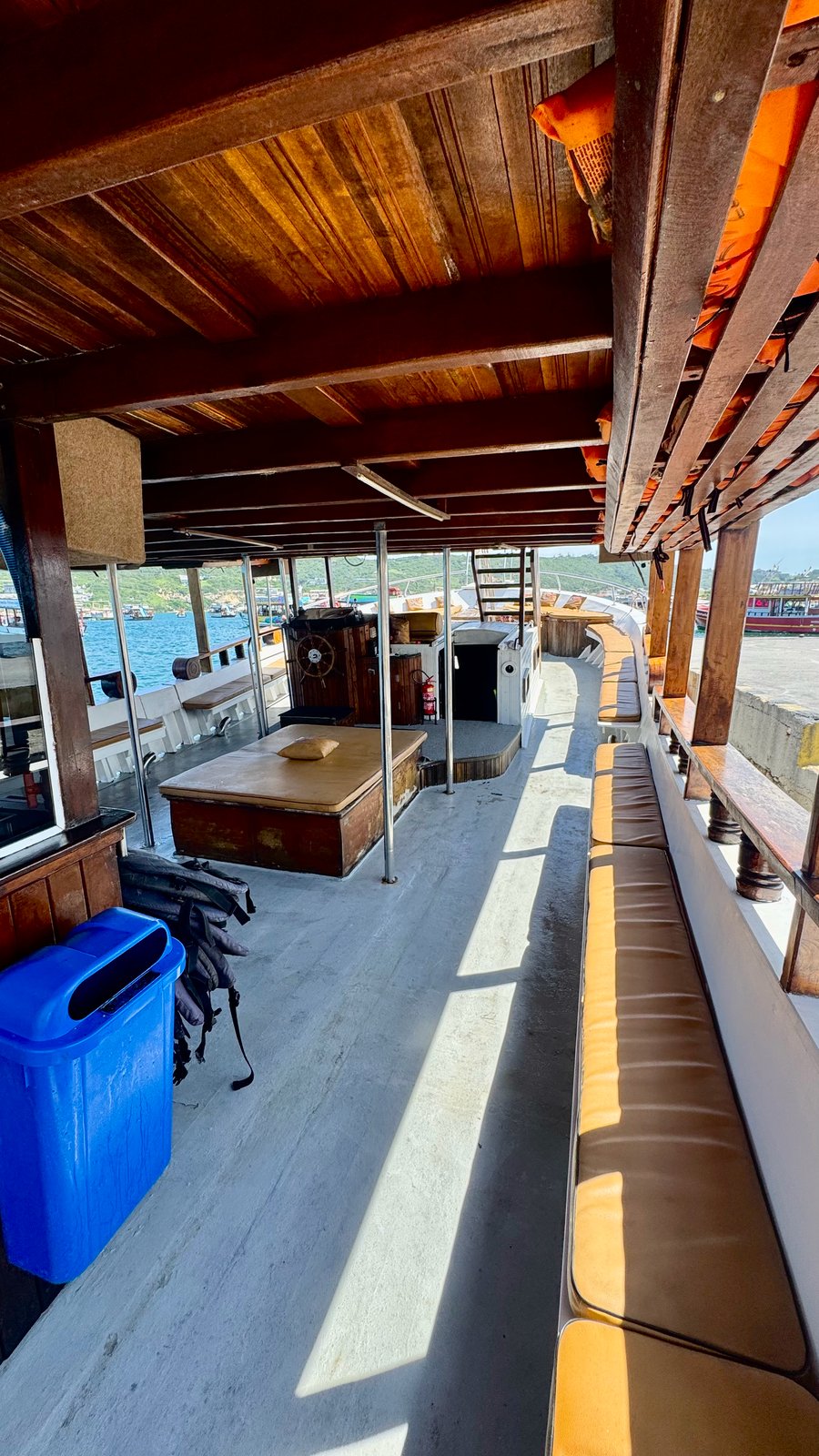 Passeio de Barco Arraial do Cabo | Super Flor