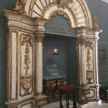 Altar na Igreja de São José de Anchieta, no Pátio do Colégio