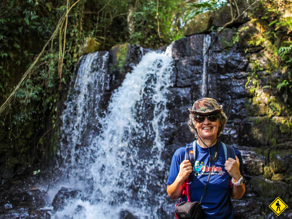 Trilha Com Cachoeira No Japi