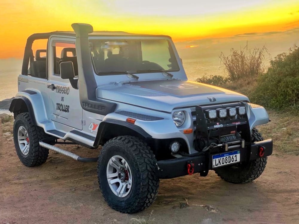 PASSEIO DE JEEP TROLLER