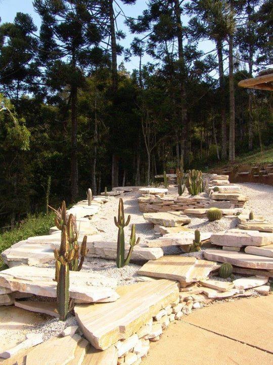 13/08 Santo Antonio do Pinhal e Jardins Temáticos EccoParque