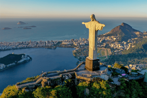 A História por Trás dos Passeios Mais Famosos do Rio de Janeiro