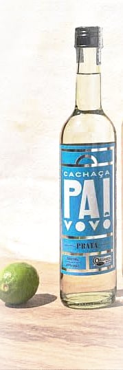 Cachaça Pai Vovô. Também orgânica e produzida no Sertão paraibano, com sabor diferenciado e com vários prêmios. Teor Alcoólico 40%. São Domingos - Região Geográfica Imediata de Sousa - PB