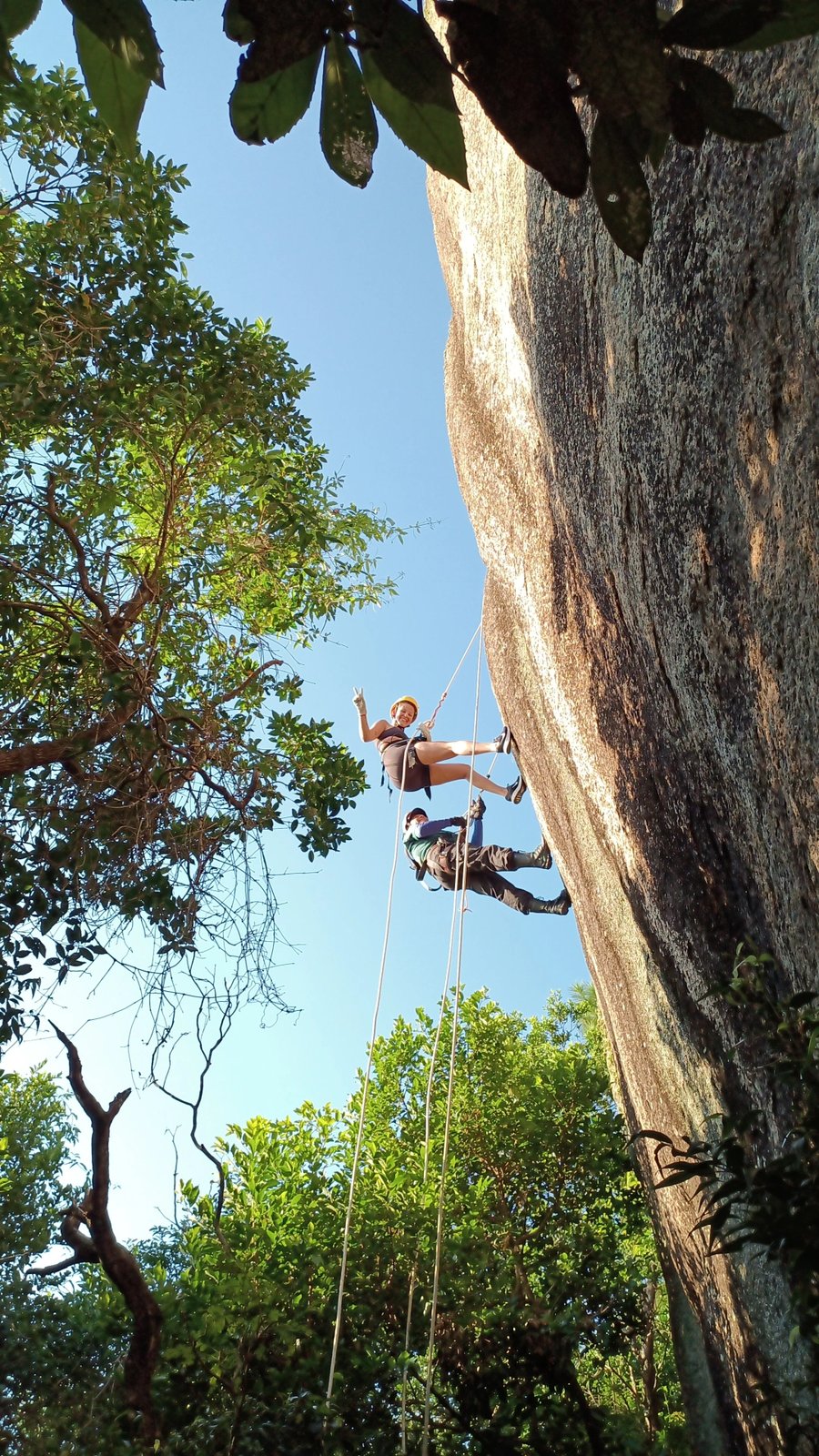 Descida na Pedra do Tinguá 
