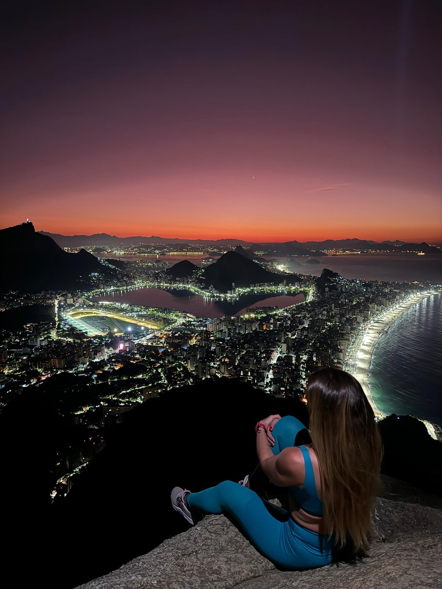 Morro Dois Irmãos - Nascer do Sol
