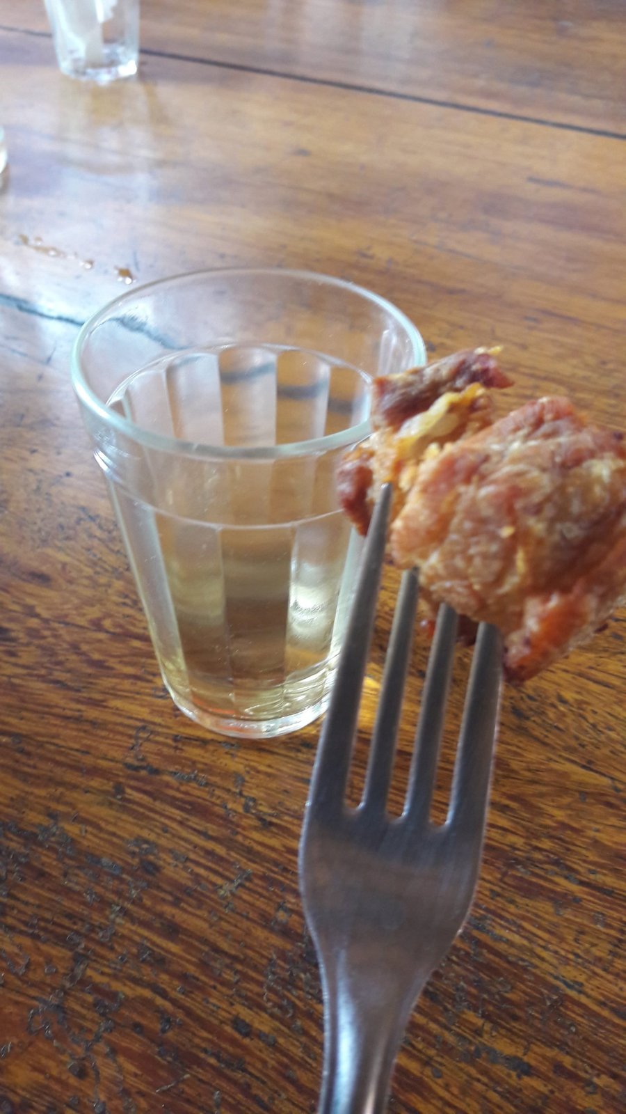 Torresmo e copo lagoinha (copo americano)