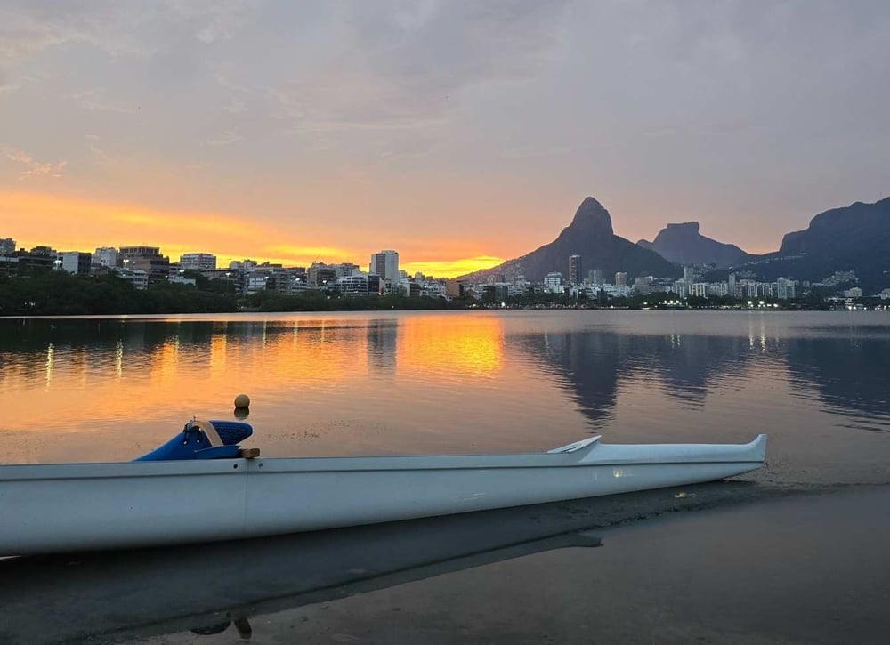 Canoa Havaiana no Rio de Janeiro - Lagoa - Kmon Adventure