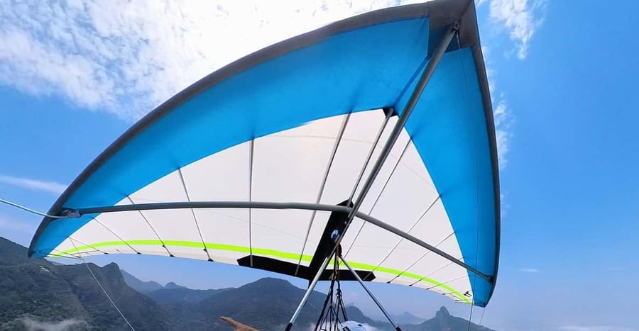 Voo de parapente no Rio com vista para a Pedra da Gávea - foto 14