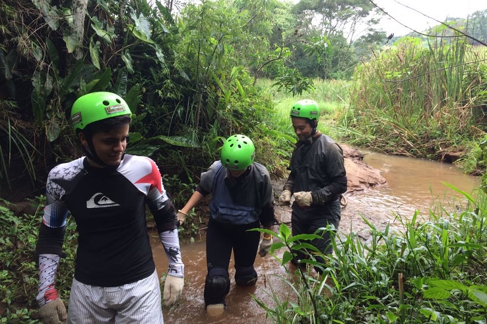 Caving na Caverna do Quebra Corpo