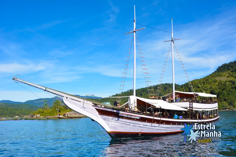 Passeio de barco em Paraty | Escuna Estrela da Manhã 