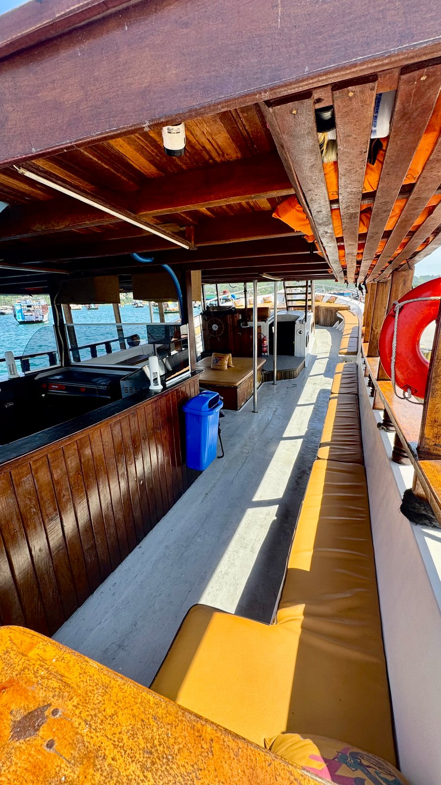 Passeio de Barco Arraial do Cabo | Super Flor