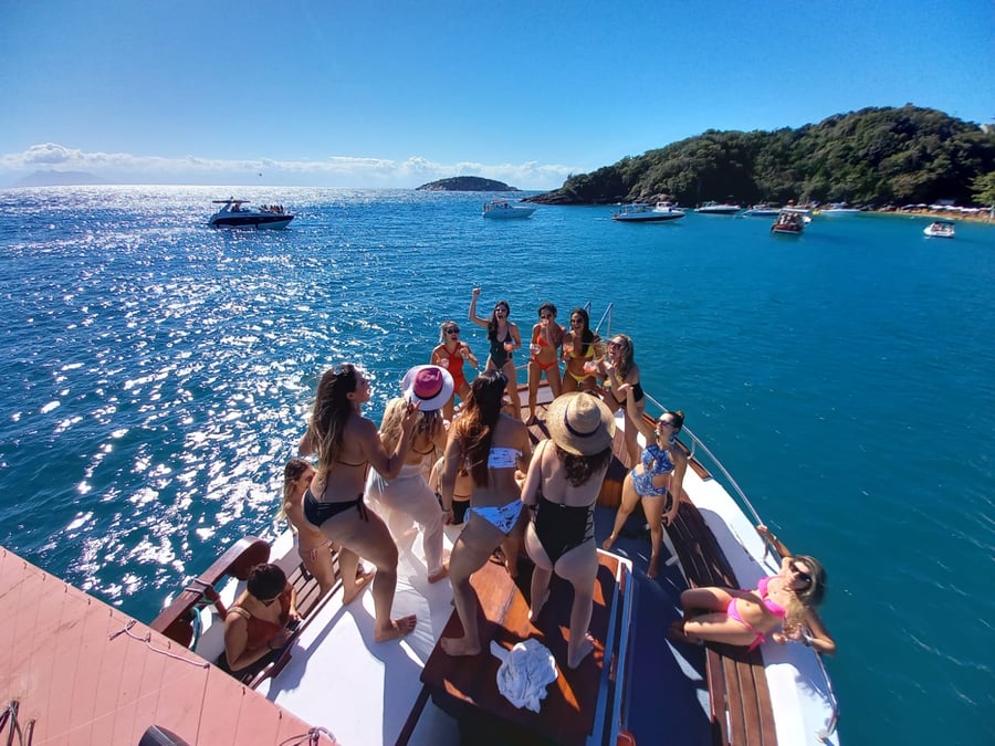 Passeio privativo de Traineira (até 35 pessoas)