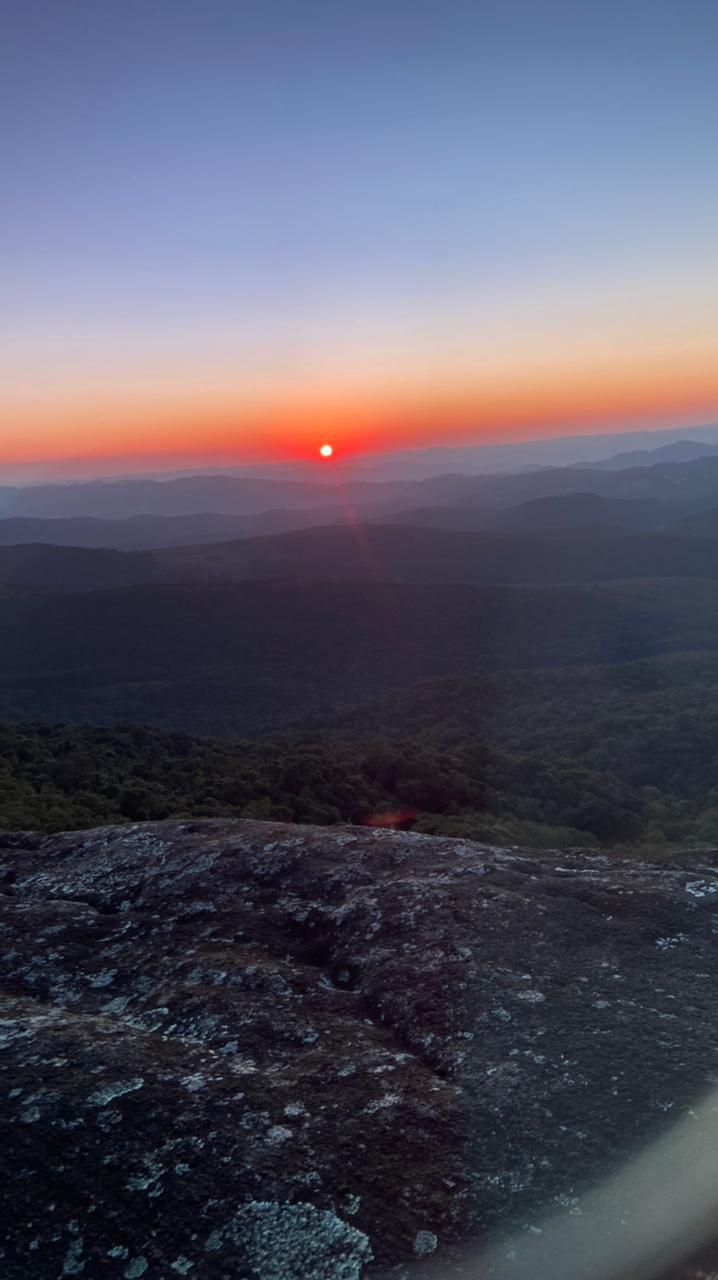 Roteiro Por do Sol nas Montanhas 