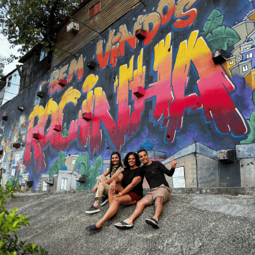Turista no Restaurante  da Rocinha 