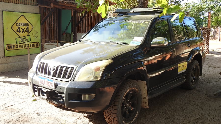 Com capacidade para ate 7 passageiros, conforto e segurança.