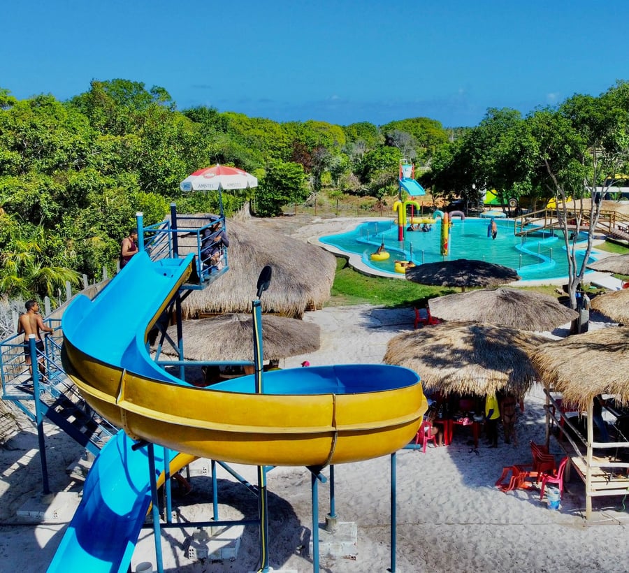 Praia do Saco + Tambaquis