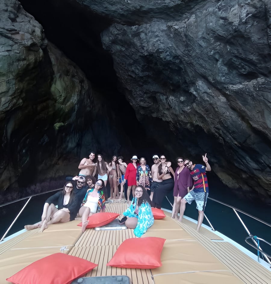 Aluguel de Lancha com Churrasqueira