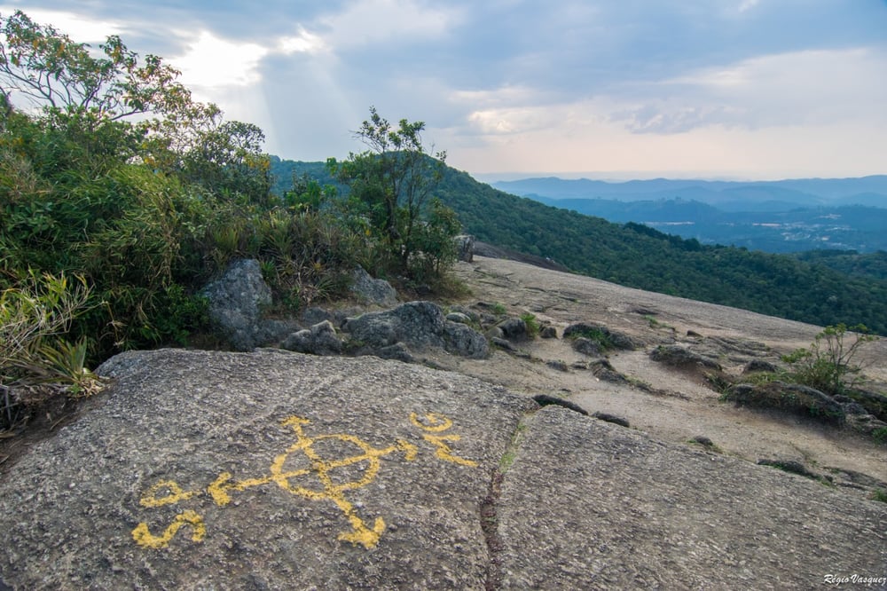 PEDRA REDONDA + TOUR DENTRO DA CIDADE COMPARTILHADO
