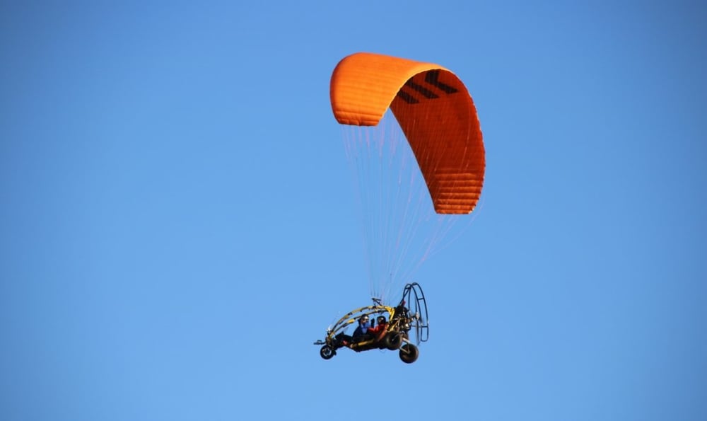 Voo de paratrike em Tiradentes.