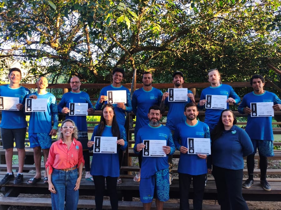Entrega dos Certificados de Líderes de Rafting no Parque Monjolinho